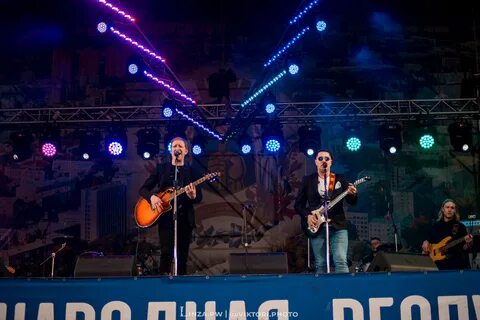 Выступление братьев