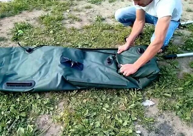 Как свернуть лодку пвх с транцем. Лодка инзер 280. сложить лодку пвх. сложить лодку пвх с транцем. надувная лодка сложенная.
