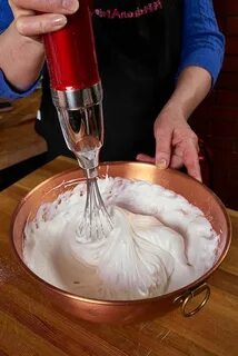 Белок для кулича как взбивать