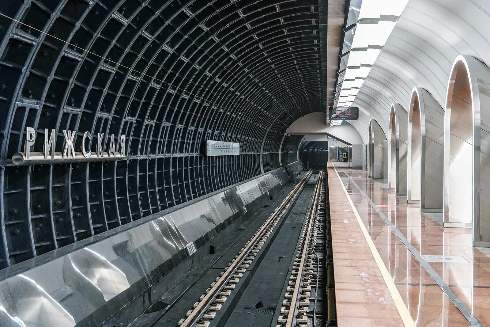 Какую станцию бкл посвятили первым создателям метро. Станция метро рижская бкл. станция электрозаводская бкл. рижская новая станция. метро савеловская бкл.