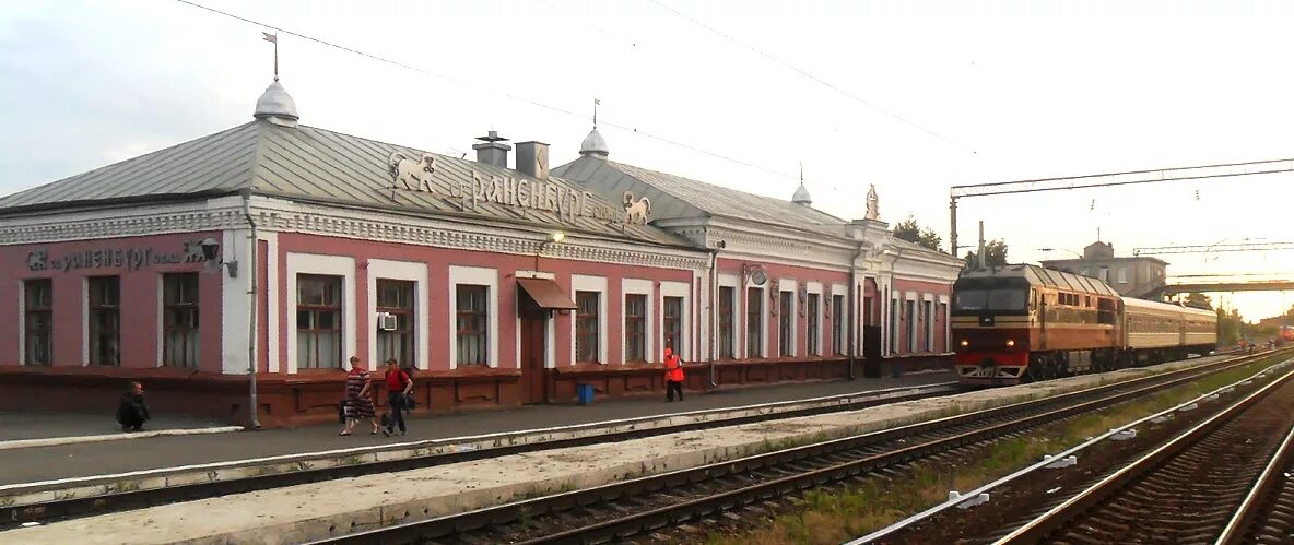 В Камышине временно перенесли остановку общественного транспорта