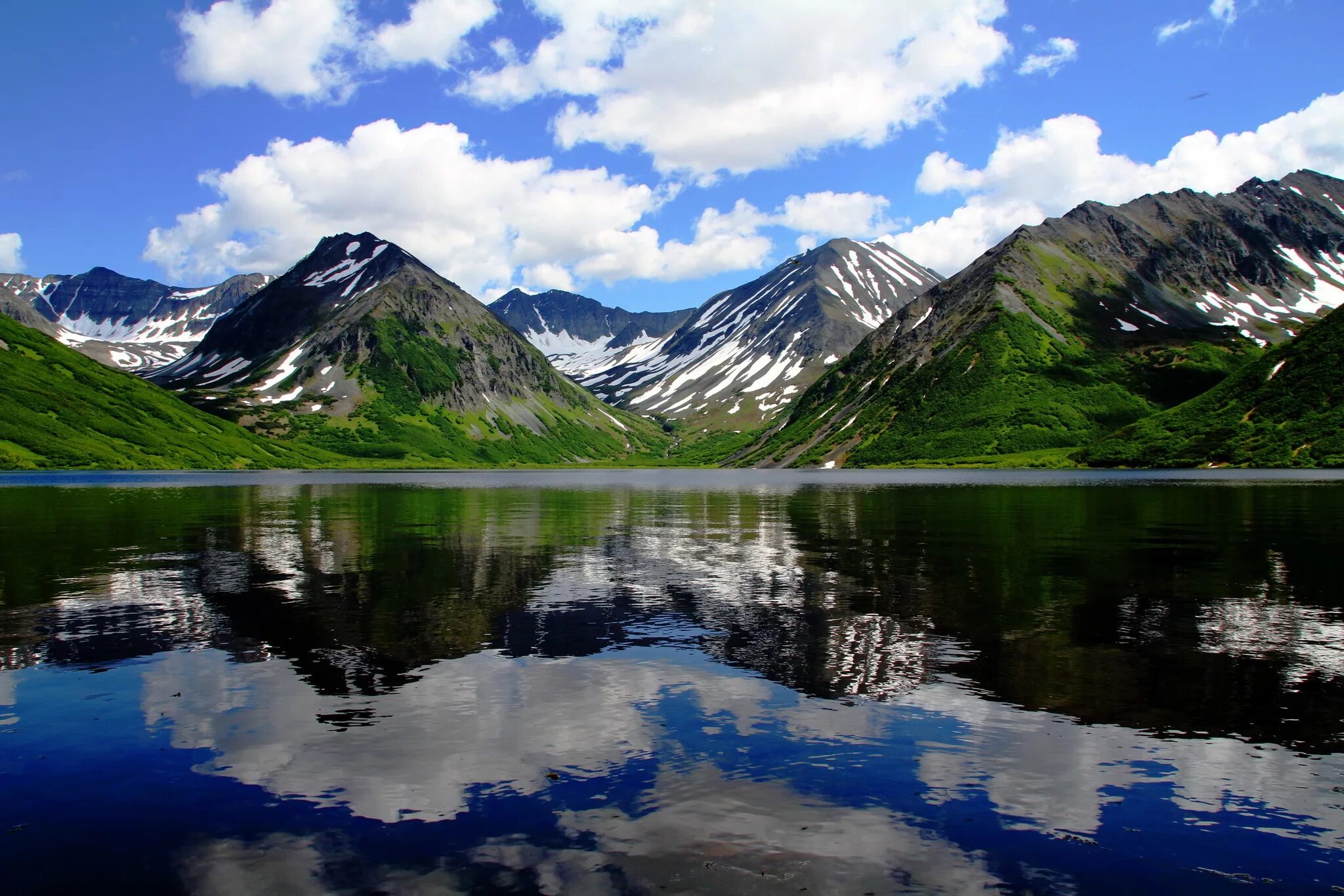 Природа материка Евразия. Красоты Евразии. Евразия пейзаж. Евразия фото. Озера на территории евразии