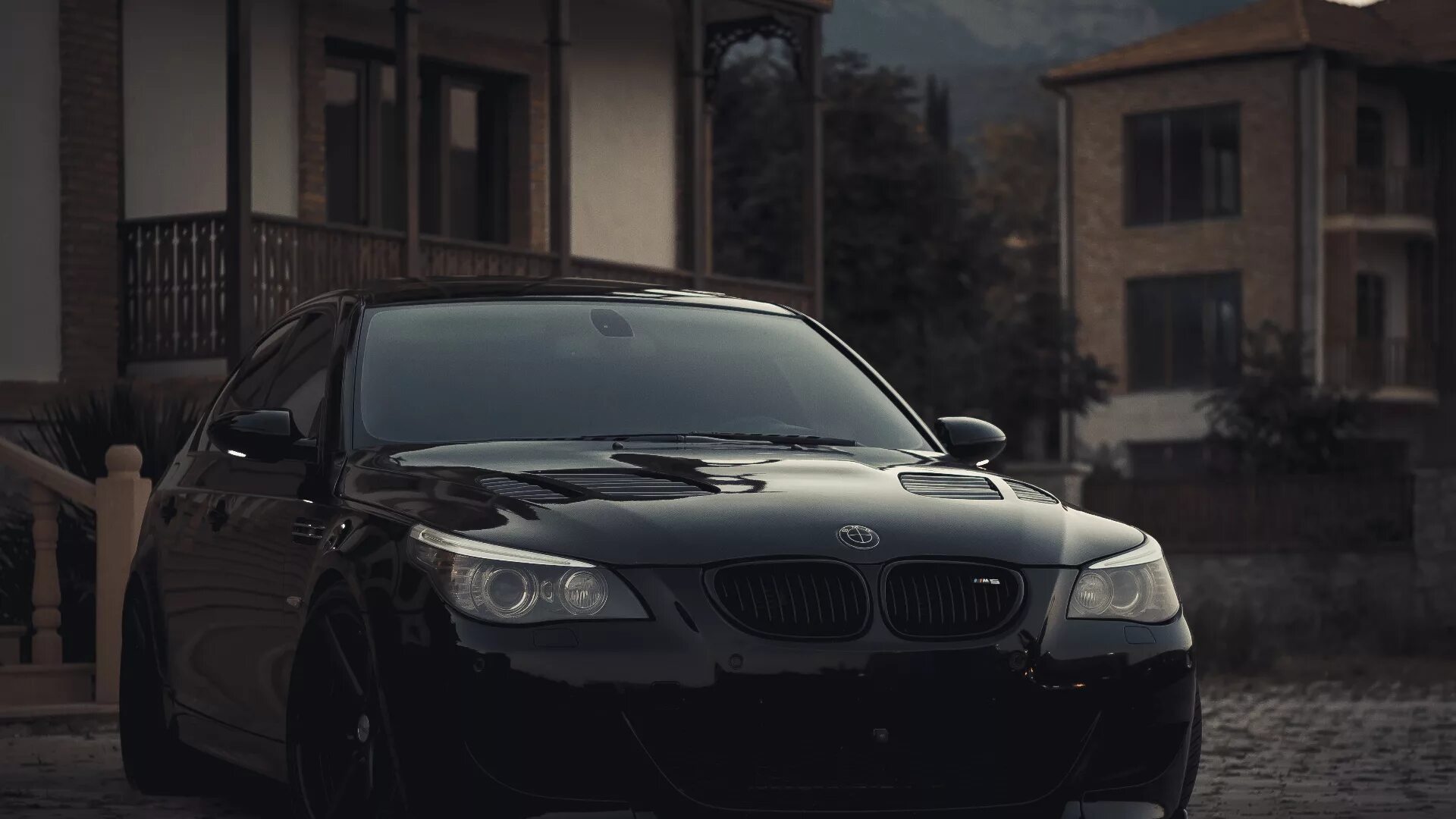 БМВ м5 e60. БМВ m5 e60 черная. BMW 5 Series (e60). BMW 5 e60 черная.