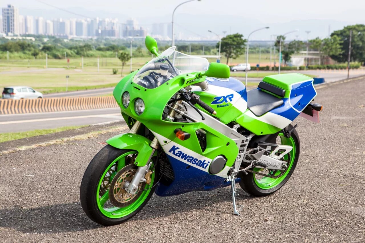 Kawasaki ninja 400 1995. Kawasaki zxr 400 l2. Kawasaki zxr 400 ninja. Кавасаки zxr 400 l. Kawasaki zxr 400 ninja.