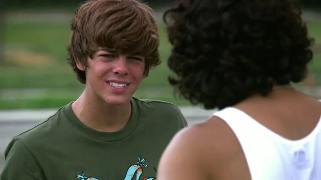 Зона барбекю во дворе. Лос анджелес кадры. Уличные мечты. Уличные мечты 2009. Уличные мечты 2009.