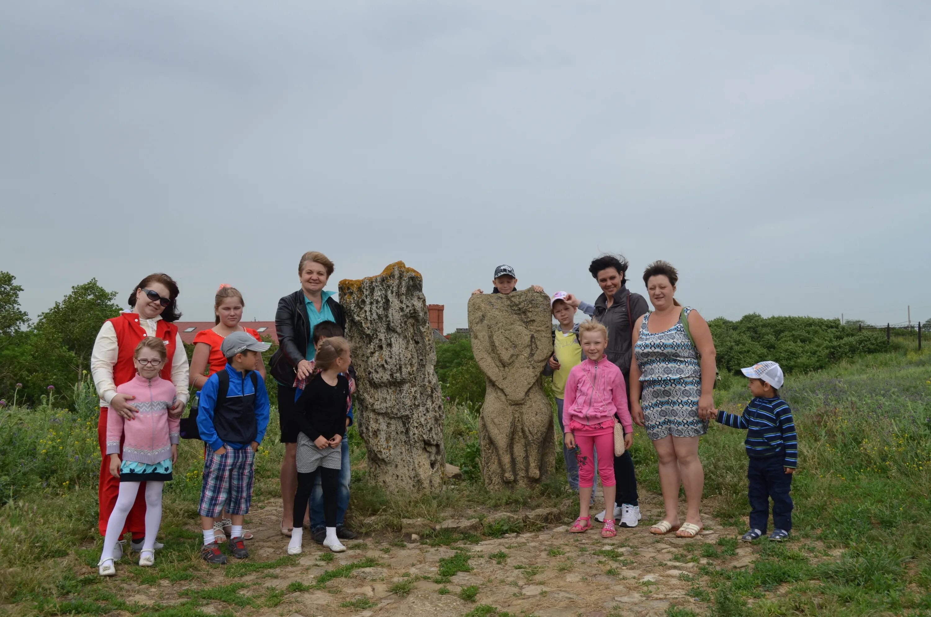Усть донецкий пухляковский усть-донецкий. Багаевская пухляковский. Пухляковская станица ростовская область. В музее калинина х. Станица раздорская усть донецкий район.