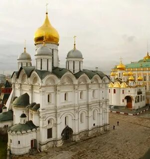 Памятник созданный алевизом новым