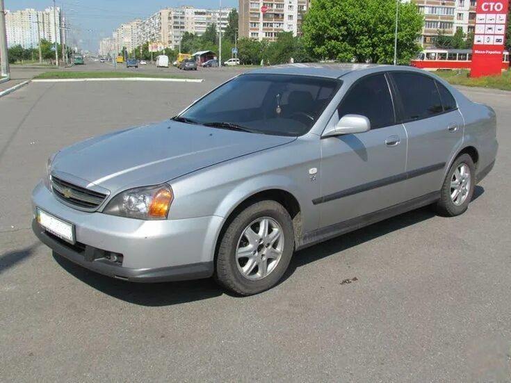 Купить шевроле эванда. Chevrolet Evanda 2006. Шевроле Эванда 2006. Шевроле Evanda 2006 год. Шевроле Эванда 2.5.