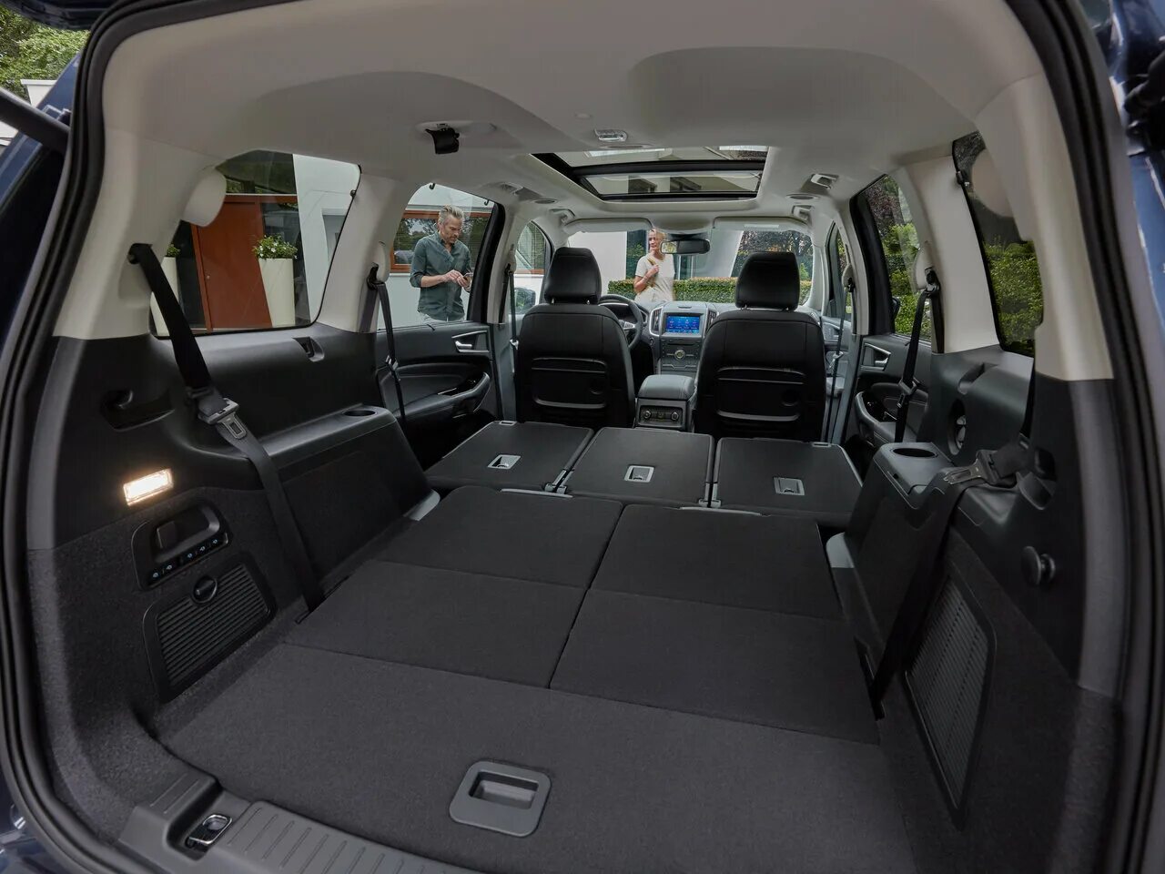 Форд галакси 7 мест. Ford galaxy 2014 салон. Форд галакси 2014 салон. Ford galaxy 2014 салон. Ford galaxy 2 салон.