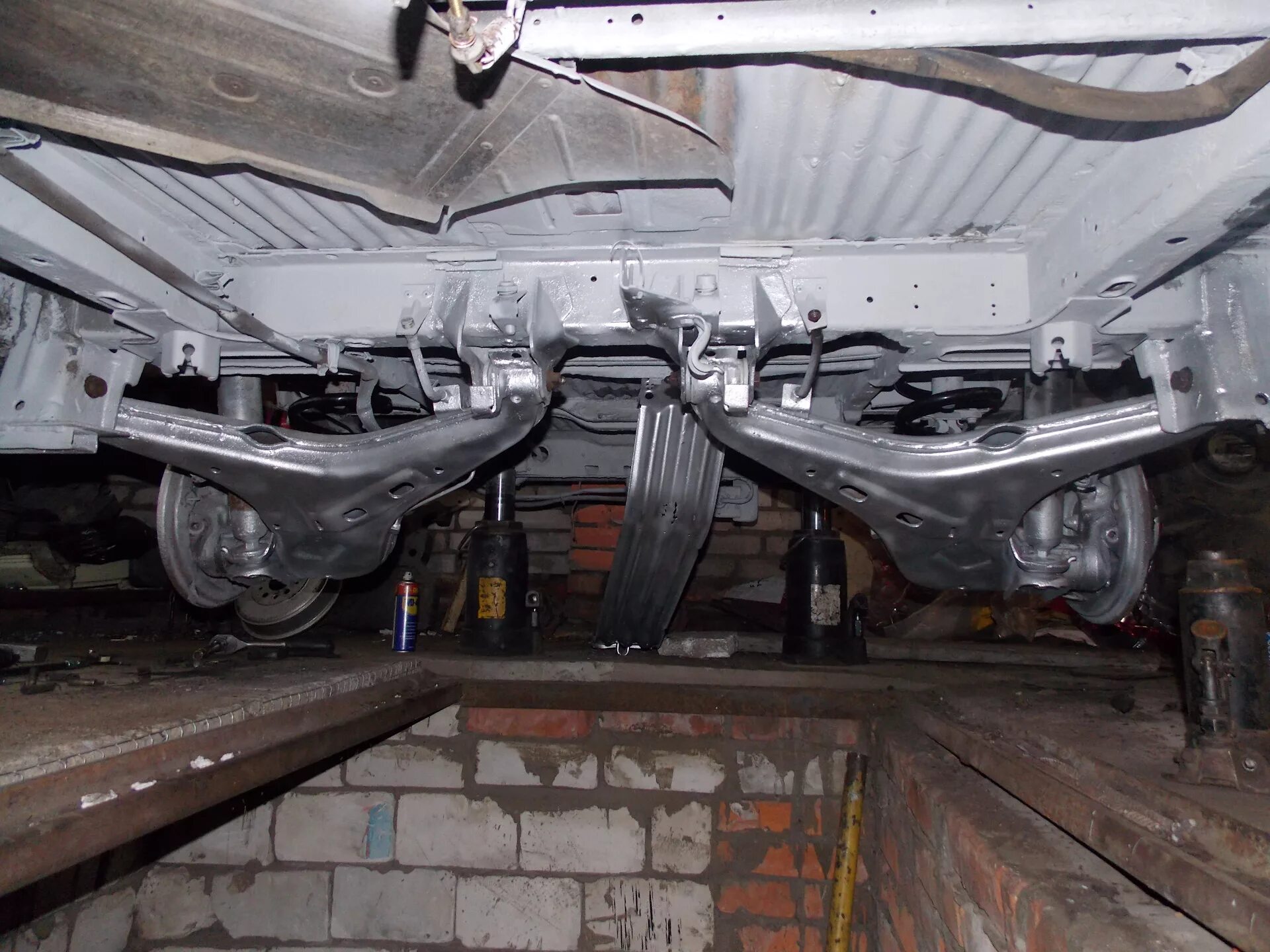 Поднятый т 4. Поднятый т 4. Vw transporter t3 подвеска. Торсион фольксваген т4. Vw t4 антикор.