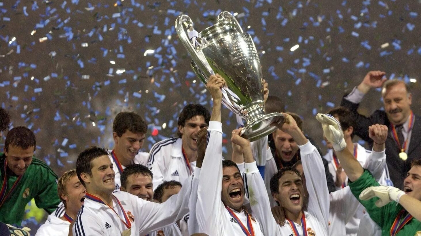 1 мая 2002. Реал 2002 финал. Финал Лиги чемпионов УЕФА 2002. Реал Мадрид 2002 год. Real Madrid 2002 Final League Champions.