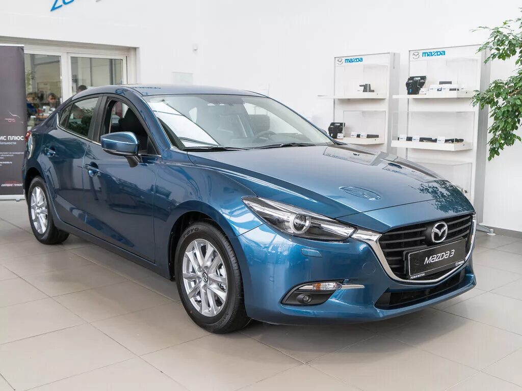 Mazda 3 Рестайлинг 3. Mazda 3 BM 2017. Мазда 3 2018 синий. Мазда 3 2018 голубая. Аксела 2017 год