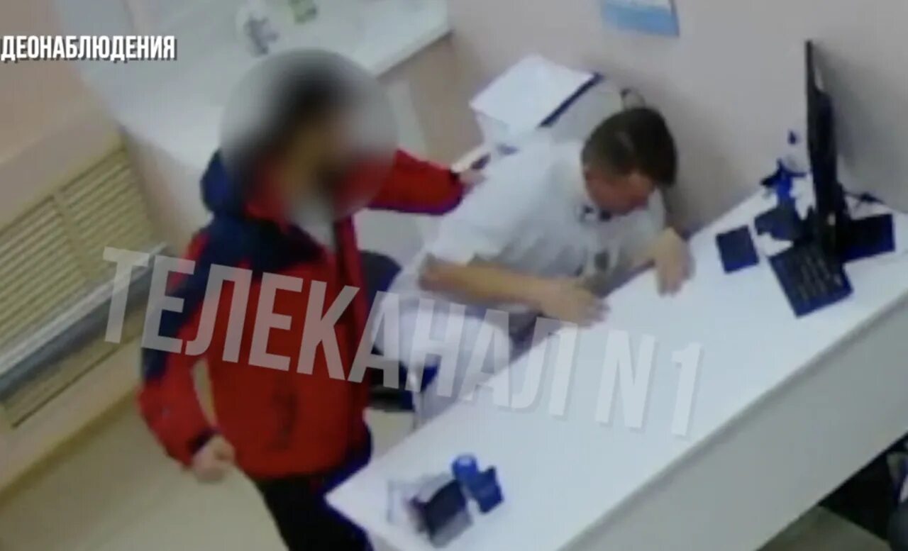 Нападение на врача. Побили врача в Нижневартовске. Напали на врача Нефтекамск.