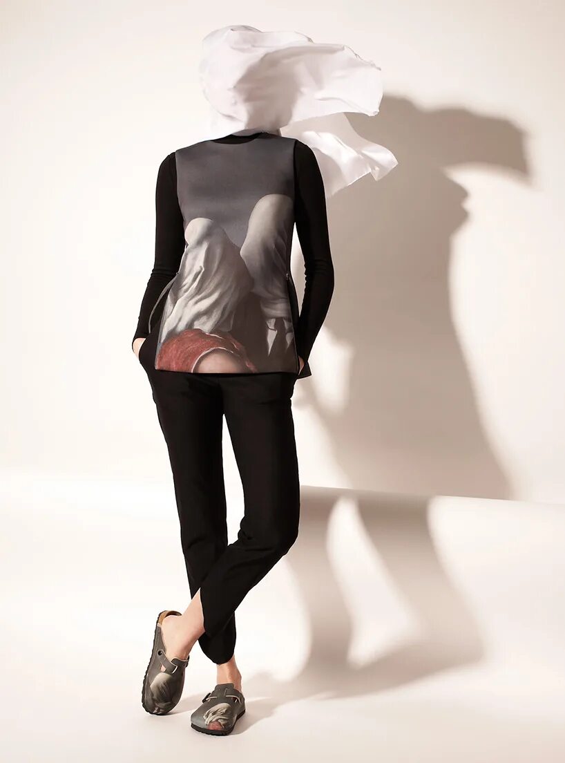 Интересное об одежде. Вдохновленные Рене Магриттом. Стиль сюрреализм в одежде. Интересная одежда. Сюрреализм в одежде.