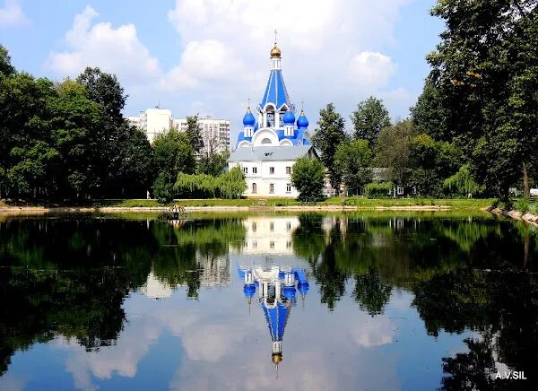 Костино телефон. Храм Рождества Богородицы в Костино Королев. Церковь Рождества Пресвятой Богородицы (королёв). Богородицерождественский храм Королев. Храм Рождества Пресвятой Богородицы в Костино.