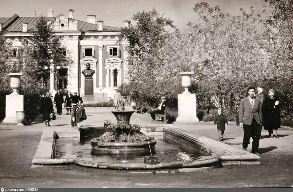Irkutsk in 1968. Karl Marx Street. Photo by Erhard.. 2023 Типичный Иркутск VK