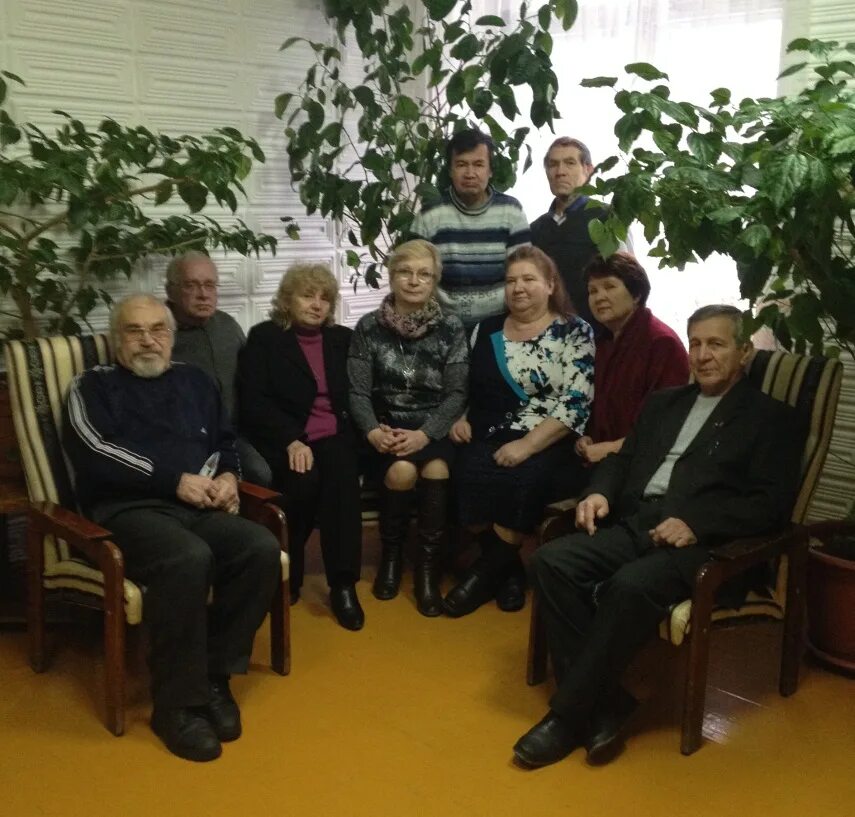 слободской клуб. село трехречье кировская область. клуб в слободском. жители кировской области. трехречье советск.