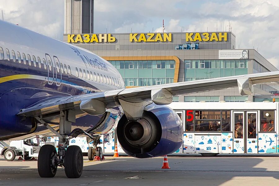 15. Самолет красноярск казань. Казань-санкт-петербург авиабилеты. Рейсы самолетов казань красноярск. Красноярск бишкек авиабилеты.