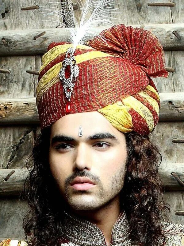 султан, падишах; индия. индийская чалма. тюрбан султан ахмедхона. национальная одежда индии мужская чалма. индийская чалма.