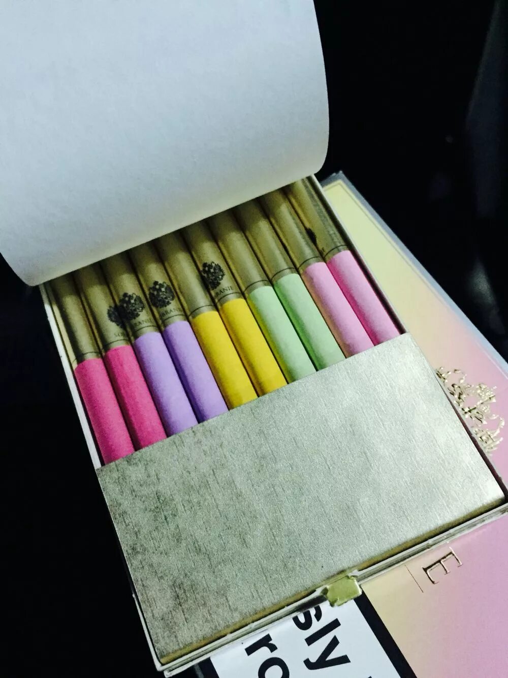 Собрание коктейль (sobranie cocktail). Сигареты sobranie colours. Собрание коктейль. Сигареты sobranie colours. Сигареты senator sobranie.