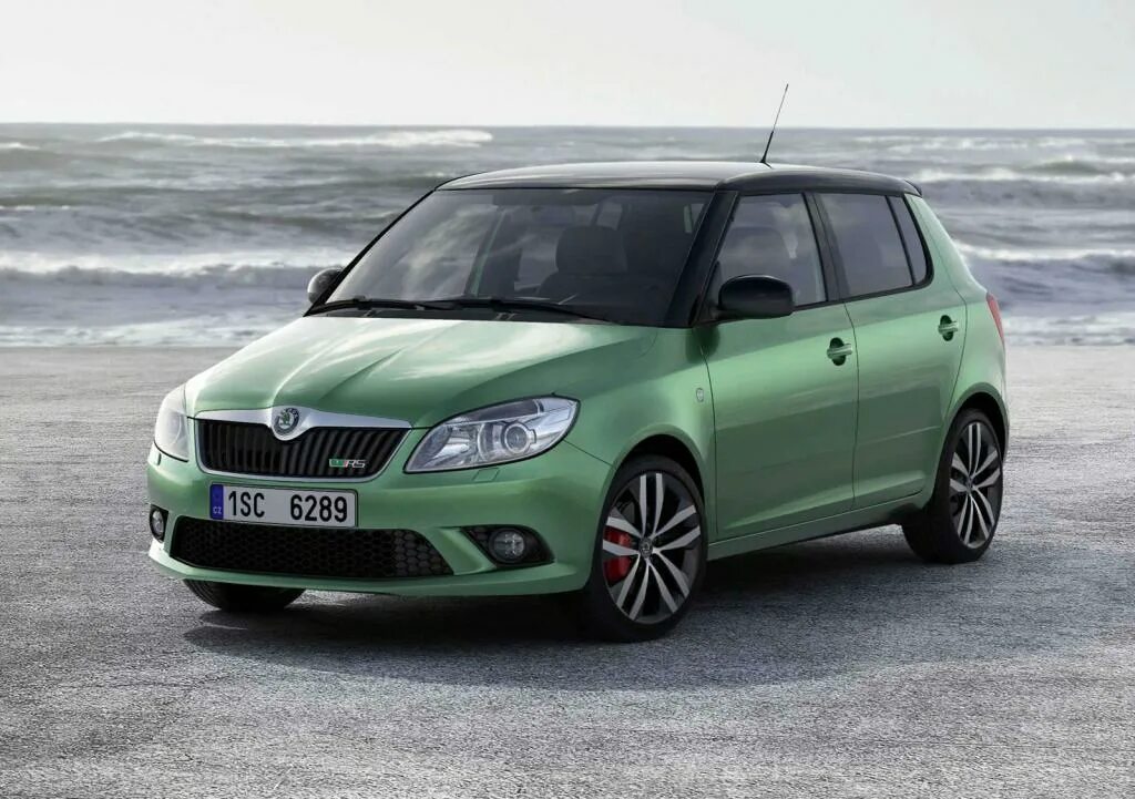 Skoda Fabia RS 2010. Skoda Fabia VRS. Шкода Фабия РС 2010. Шкода Фабия 2. Fabia хэтчбек