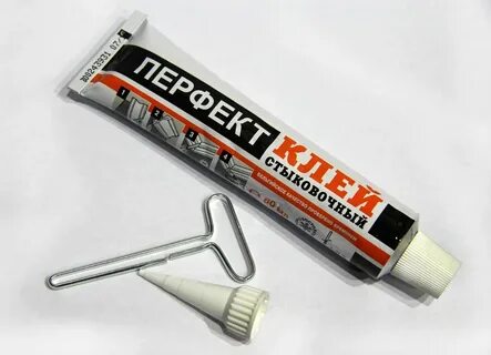 Клей для плинтуса