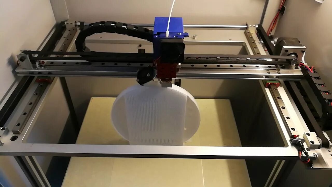 Принтер для печати деталей. FDM 3d принтер. Reprap 3d принтер. 3d принтер FDM 200x200x200. 3d-принтер модель z402.