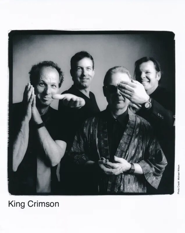King crimson band 1969. Группа king crimson слушать. Кинг кримсон 21st century schizoid man. King crimson группа 1970. King crimson 1974.
