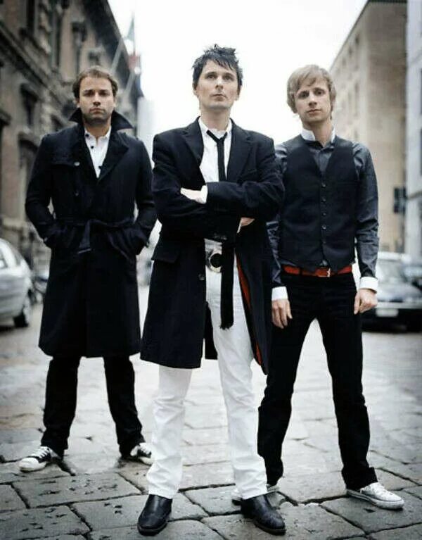 Группа hot chelle rae. Группа високосный год. "youth group" && ( исполнитель | группа | музыка | music | band | artist ) && (фото | photo). Российская группа из 4 парней. Группа лучших фотографий.
