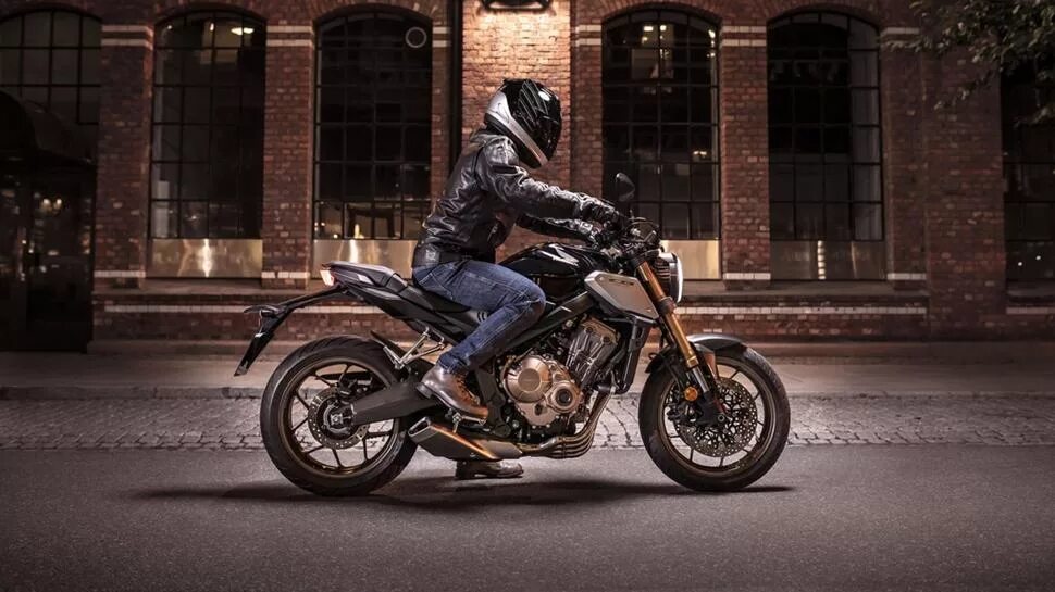 Ducati Monster 796 Ducati monster, Ducati, Moto ducati