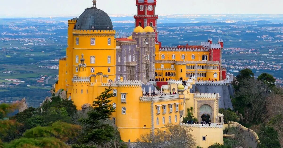 Замки Португалии: Пена (Pena National Palace) House styles, Mansions, Travel