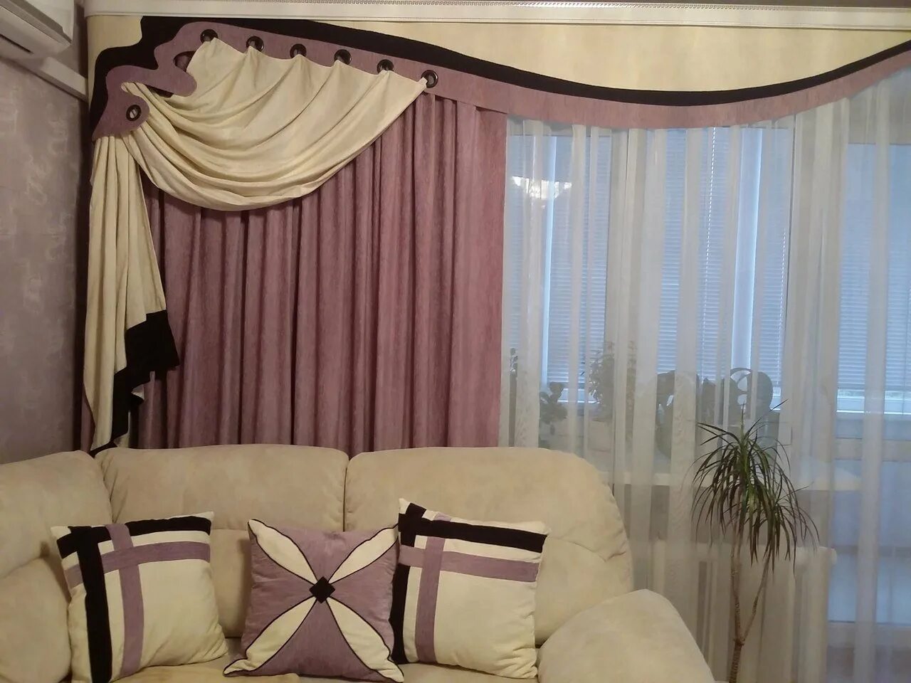 Комплект штор № 029, (270*180)х2, белый/серебро/графиткомпл. Занавески для зала. Классические шторы с ламбрекеном. Шикарные шторы. Двойные шторы в спальню.