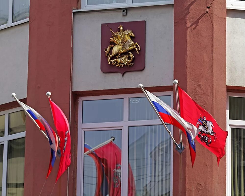 Мосгордуму наполнят непрофессиональными депутатами - РБК