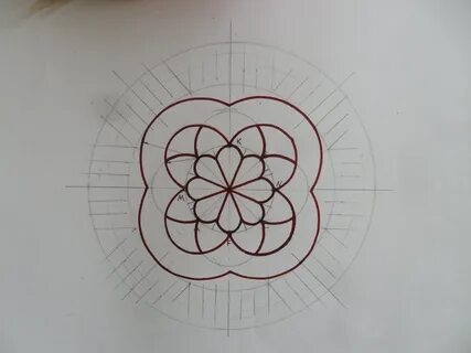 Ажурная салфетка на скорую руку или оригинальная поделка из горячего клея