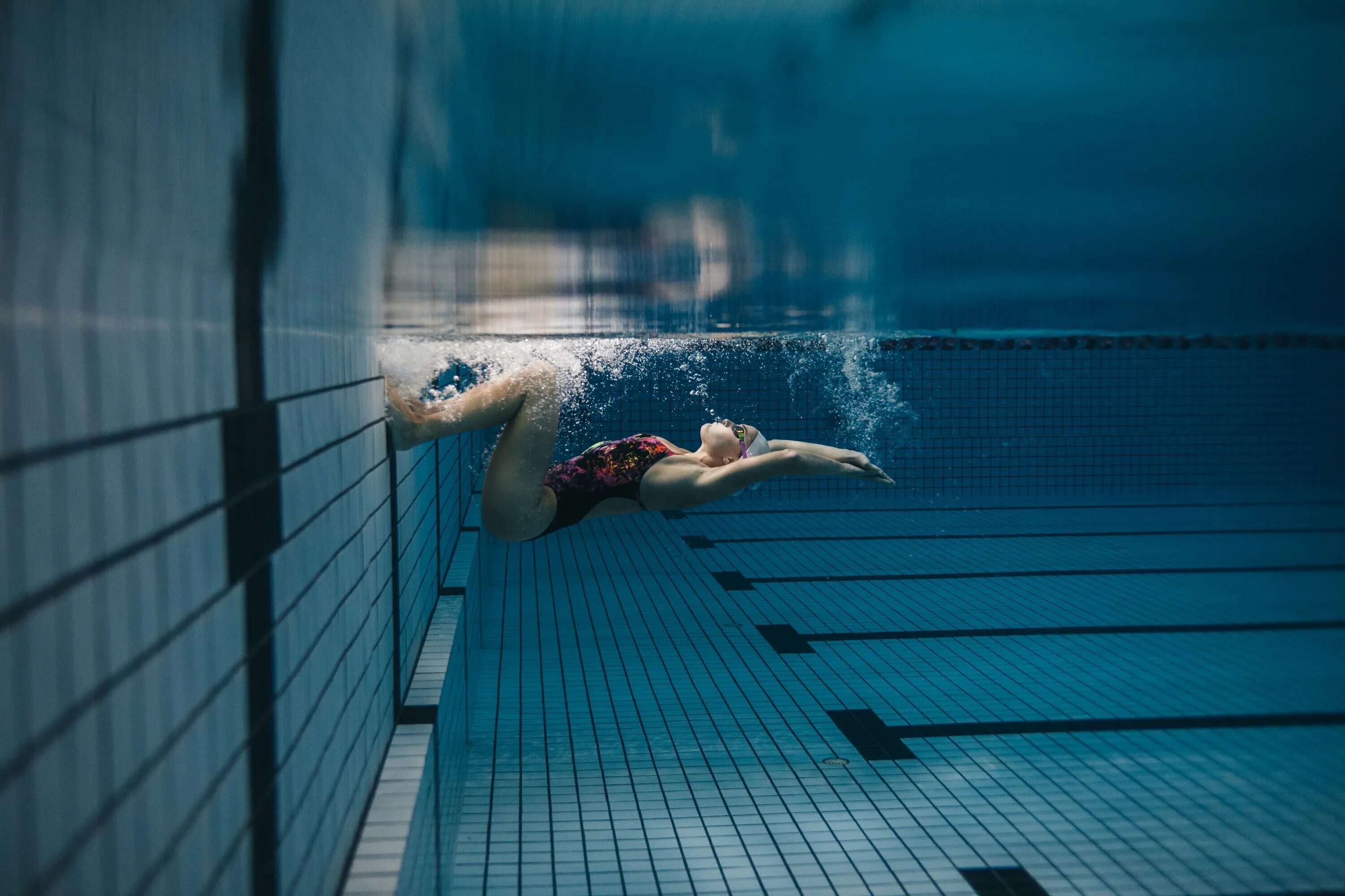 Плавание (спорт). Плавание девочки. Плавание девочки. Stay in the swim the. Профессиональные пловцы.