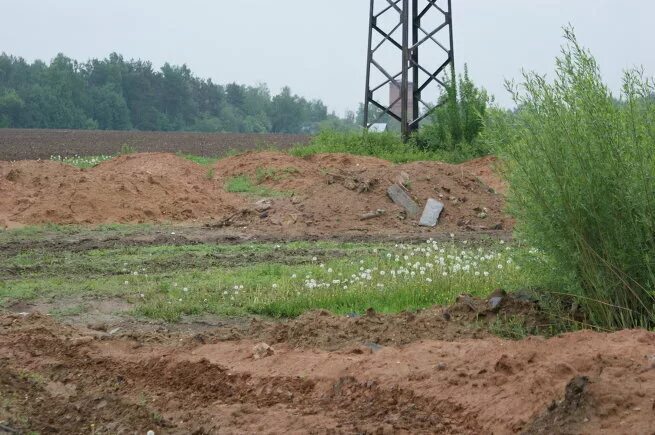 Схема складирования металлопроката. Погрузка экскаватором в автосамосвал схема. Бурты для компостирования промышленного. Обваловка грунтом территории. Хранение грунтов на строительной площадке.