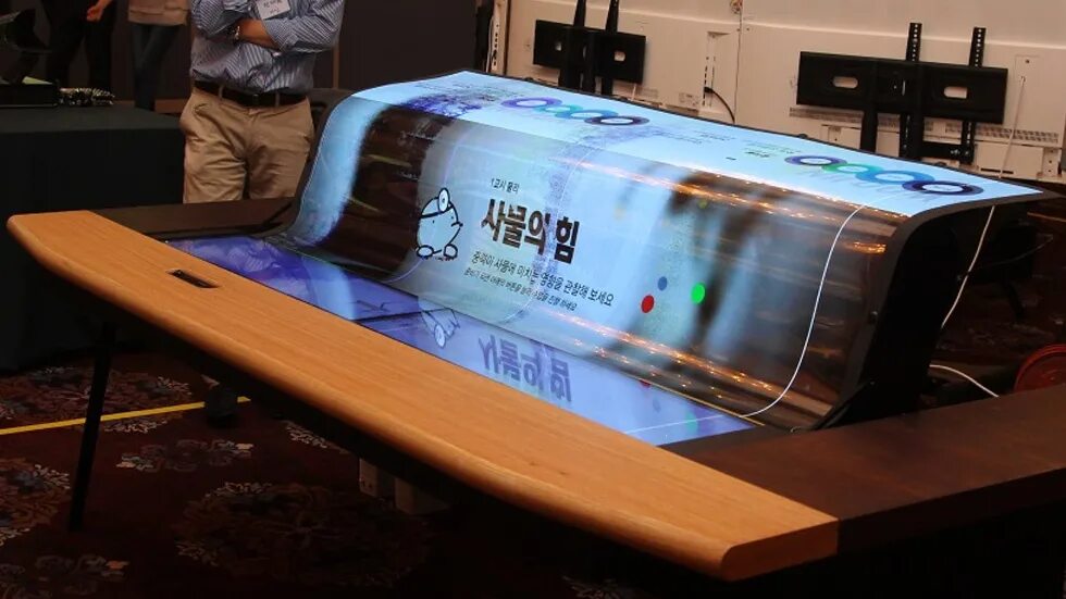 Lcd oled. Прозрачный телевизор lg ces 2024. Сворачивающиеся в рулон телевизоры. Сворачивающиеся в рулон телевизоры. Сворачивающиеся в рулон телевизоры.