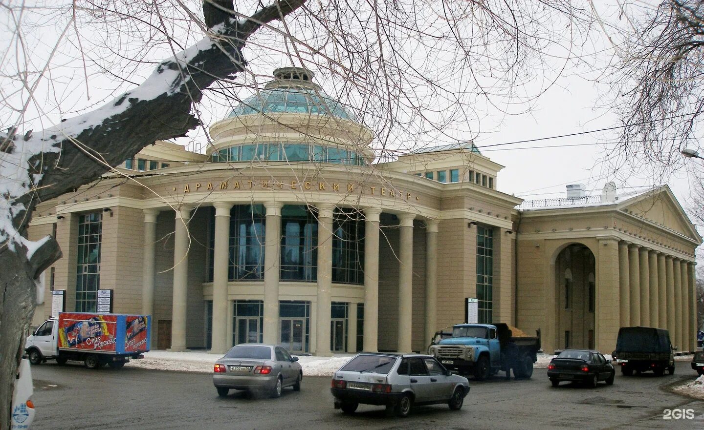 Сайт драмтеатра оренбург. Драматический театр оренбург. оренбургский драматический театр им м горького. областной драмтеатр оренбург. оренбургский драматический театр города оренбург.