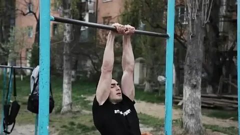 Как подтягиваться на брусьях