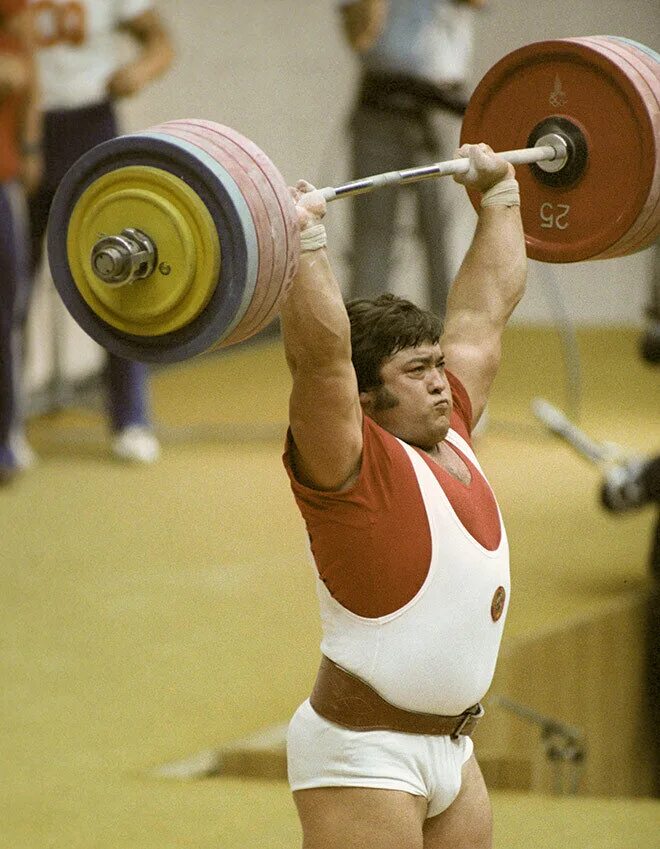 Как называется спорт где поднимают. Как называется спорт где поднимают