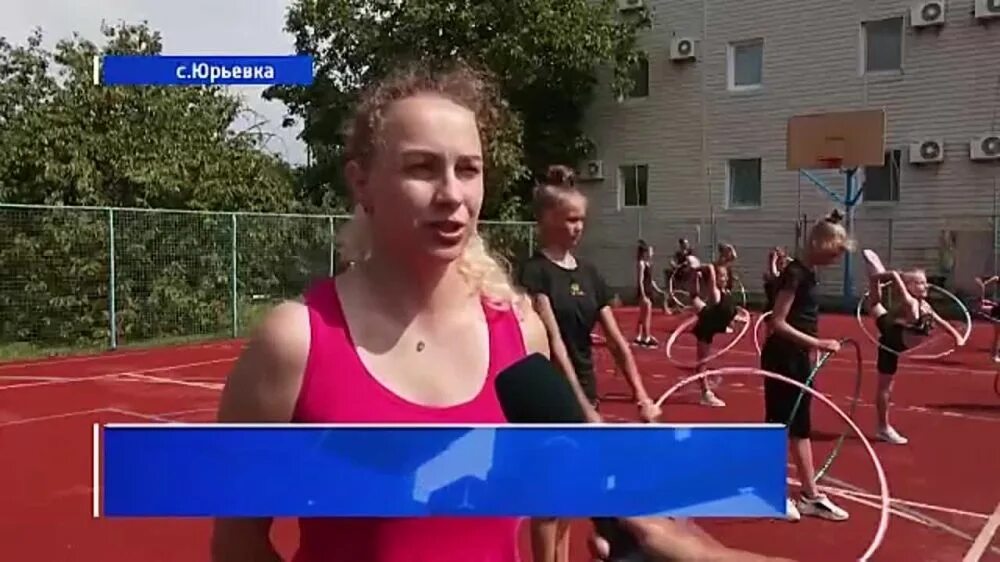 Денис Пушилин принял участие в торжественной линейке по случаю открытия мариупол