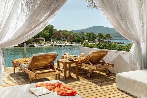 Ferienvilla mit Pool am Meer in Guvercinlik Türkei