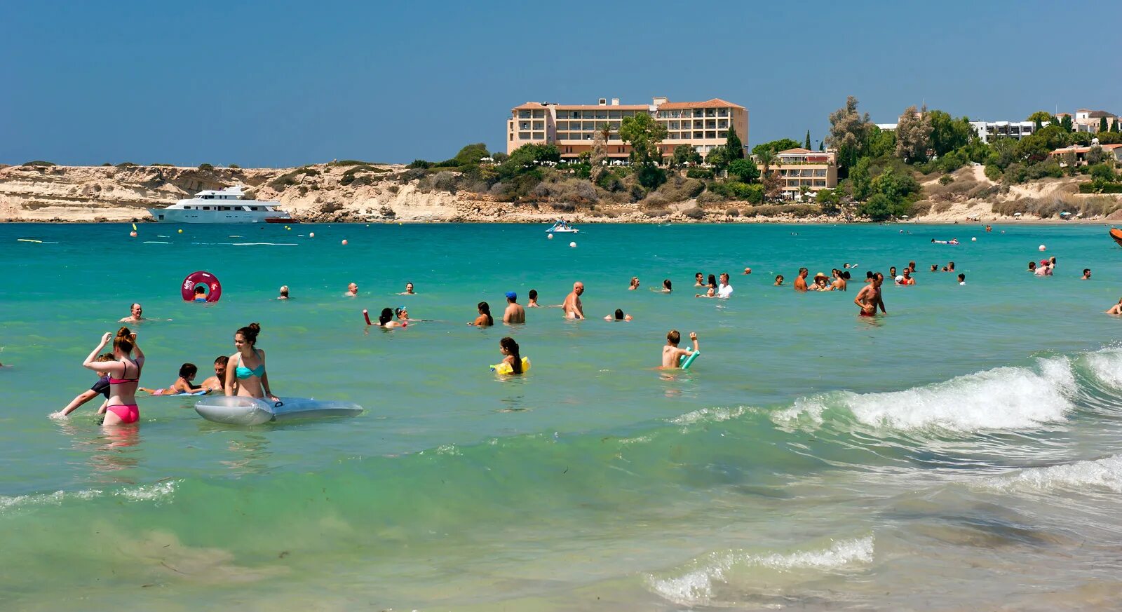 Где лучше в августе. Кипр. Эскеле Кипр. Кипр в августе. Кипр туризм.