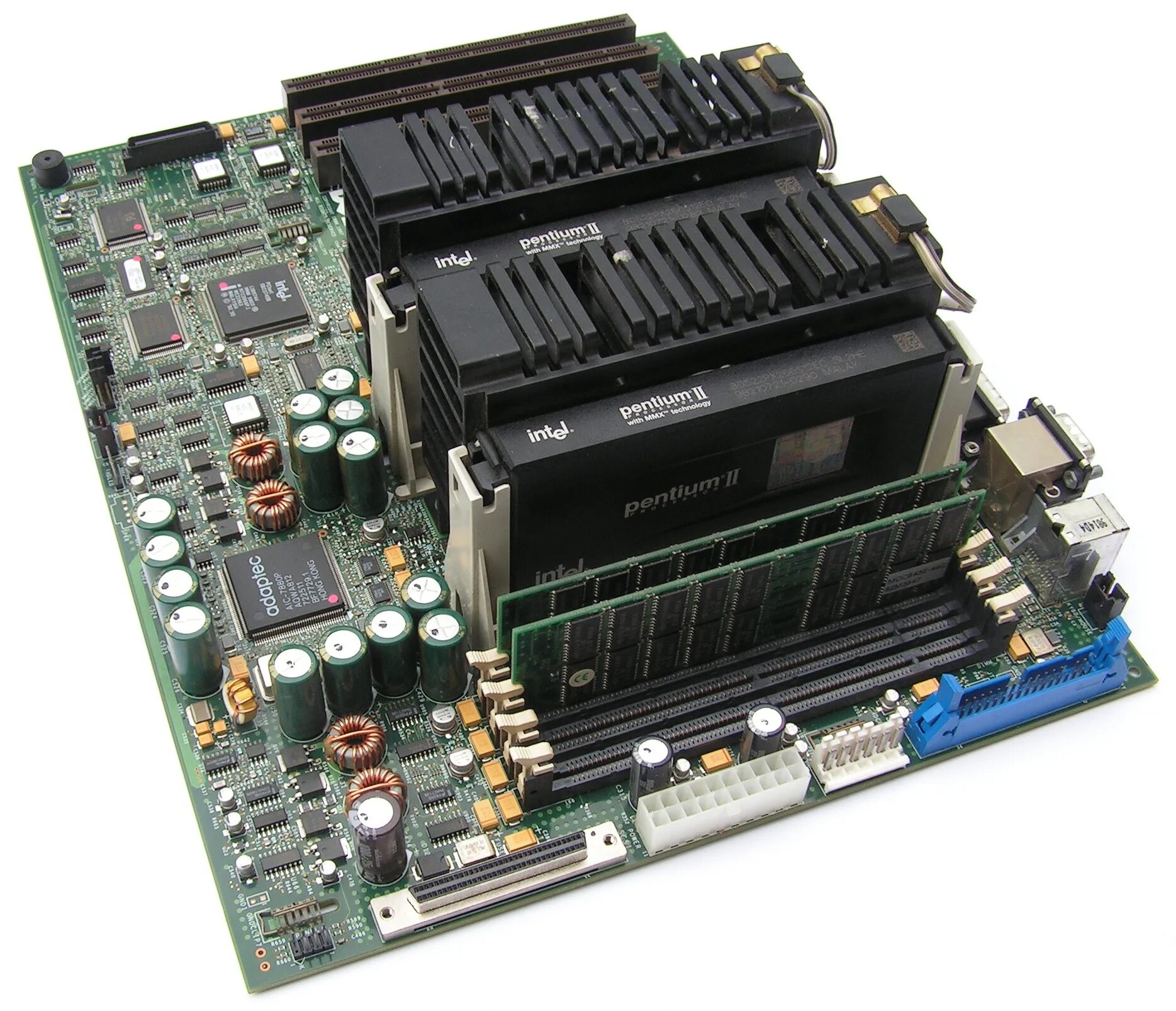 Процессор pentium 2. Cs 2 a cpu. Материнская плата под 2 процессора amd. Процессор cerebras cs-1. Deepcool assassin 2 9900k.