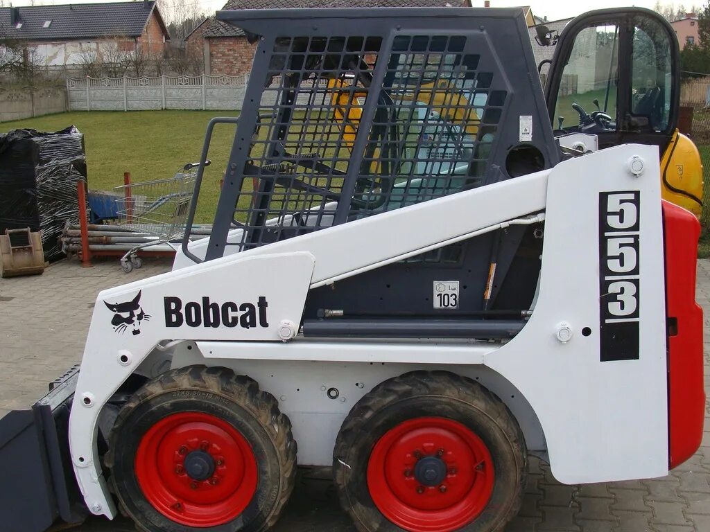 Купить мини погрузчик бобкэт. Погрузчик Bobcat 553. Bobcat 553 тахометр. Bobcat 553 Моточасы. Bobcat 1998.