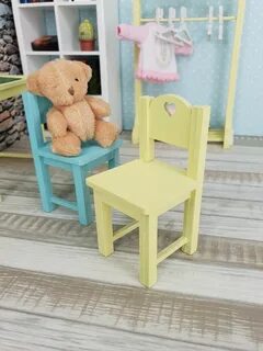 Игрушечный стул