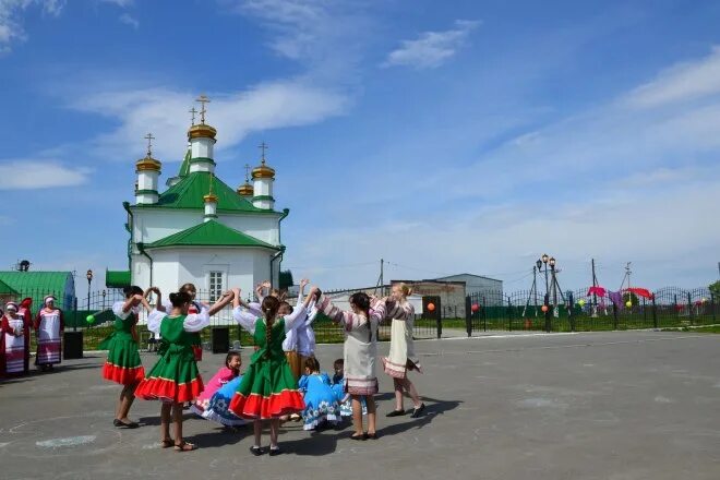 Погода тюменская область масали. Храм в Упорово Тюменской области. Церковь села Упорово Тюменской области. Храм Кизак Упоровский район. С. Упорово храм.