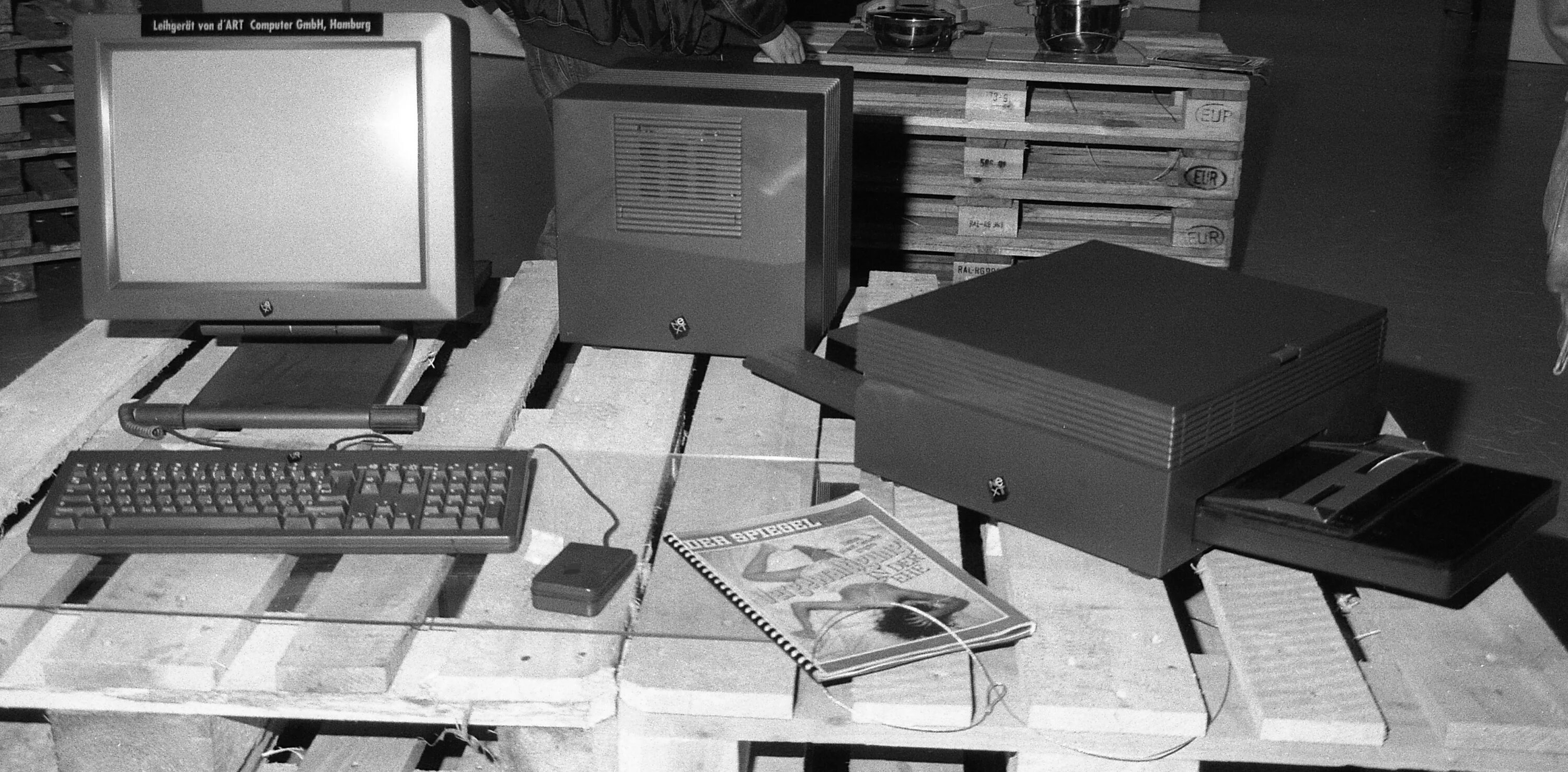 IBM 3 поколение. Четвертое поколение ЭВМ IBM PC. Компьютер третьего поколения ЭВМ. IBM 2 поколения.