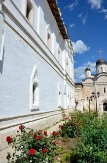 Введенский владычный монастырь