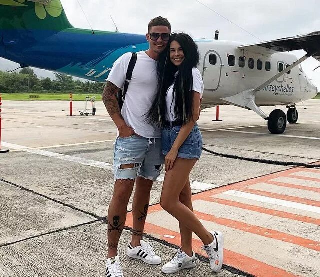 образ захара обломов. как захара денили. девушка захара саленко. судьба захара в романе обломов. дочь анджелины джоли захара.